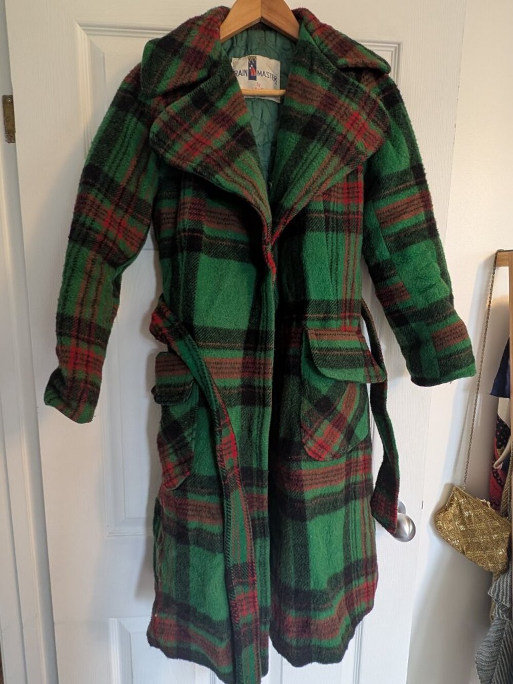 Vintage 1970s Green Red Plaid 100% Wool Winter Coat Jacket - Canadian Made
